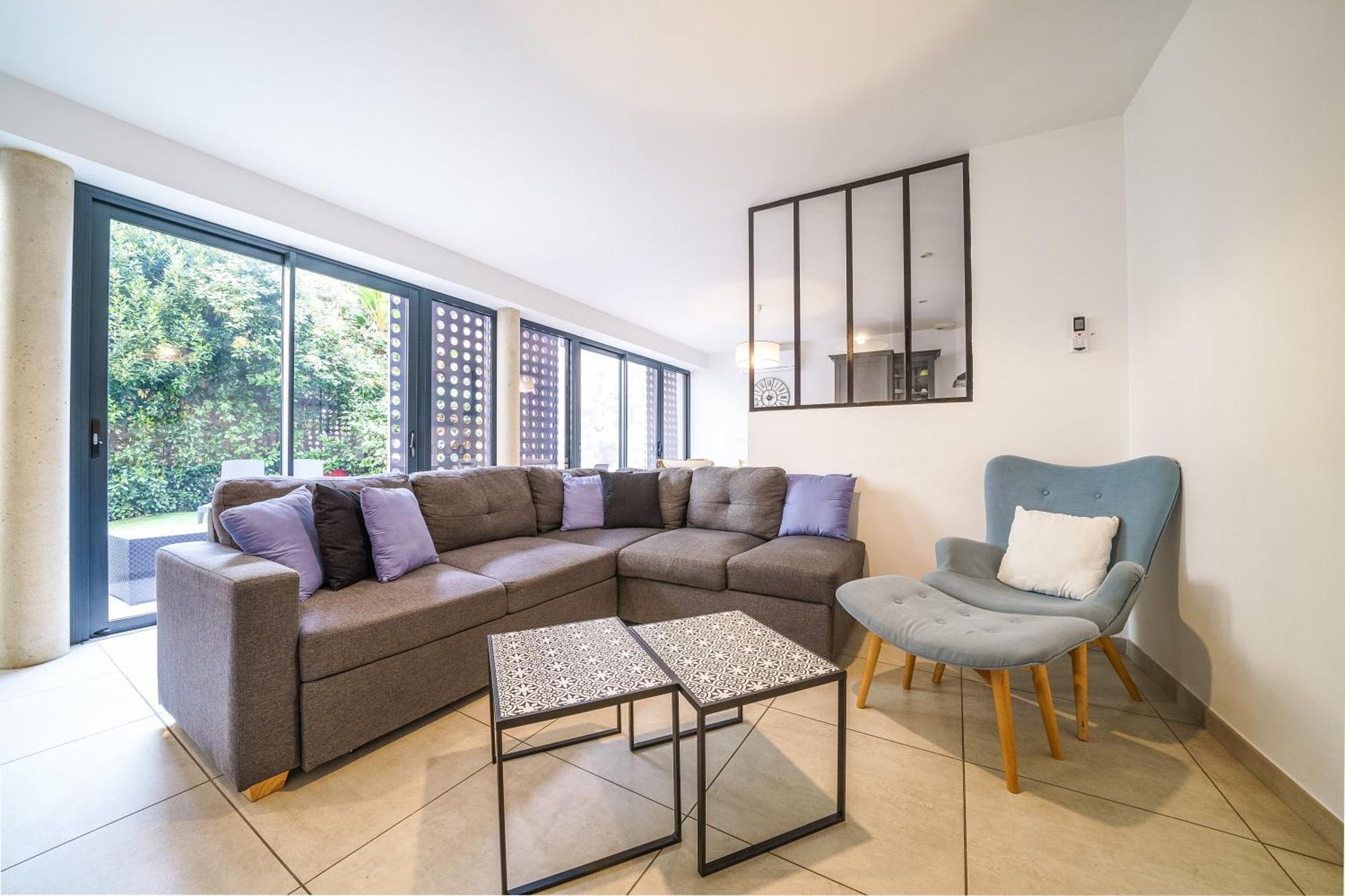 Maison D'architecte Centre Jardin, Climatisation, Parking 5 P Holiday home *